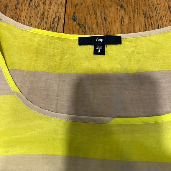 Striped Sheer Blouse – GAP – Size S - Picture 2 of 7